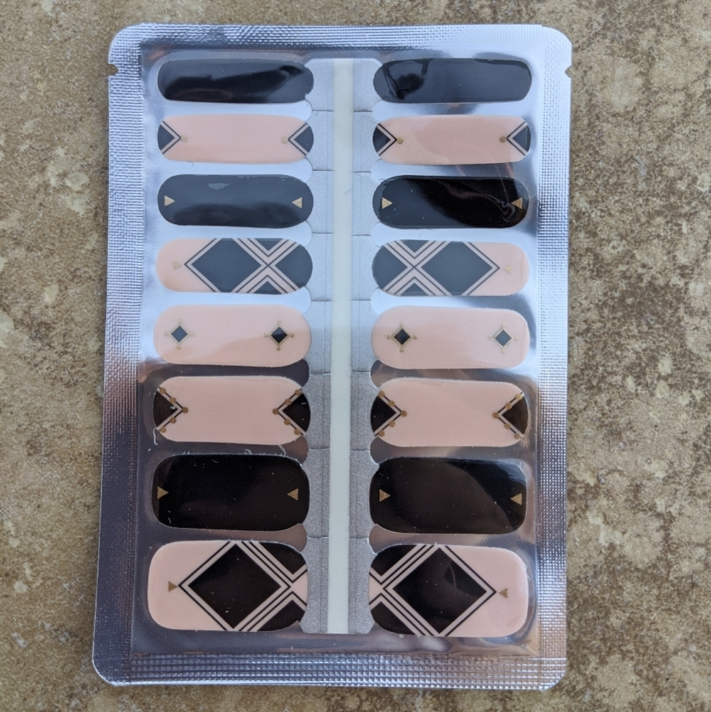 5 for $20 Nail Wrap - Pink Nouveau